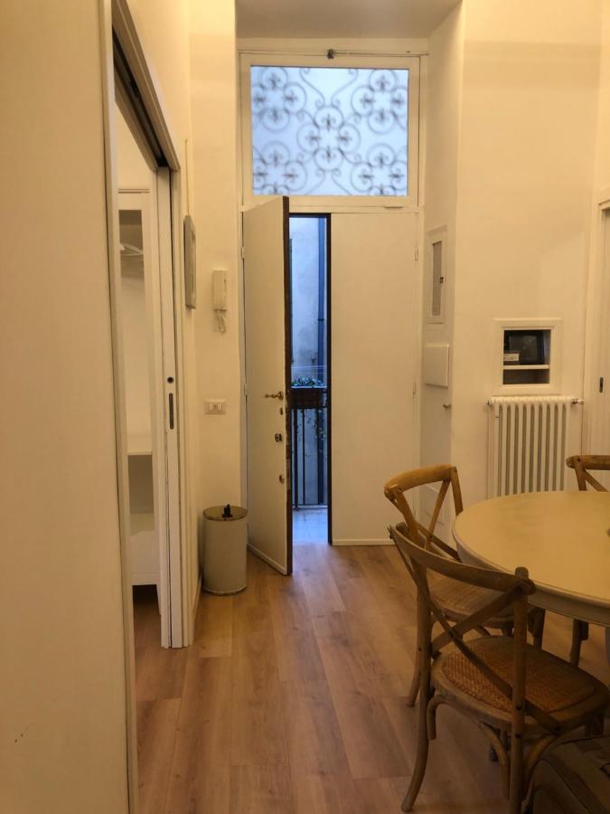 Domus Alfieri Al Colosseo Roma Eksteriør bilde